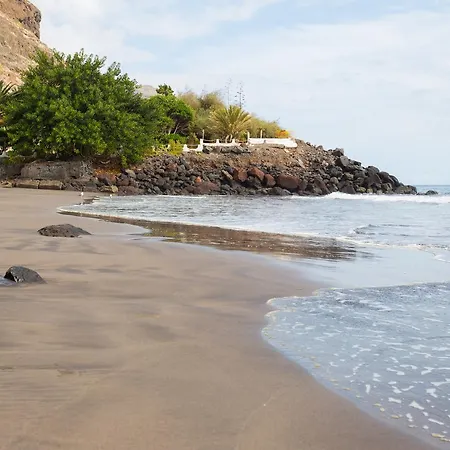 Apartment Playa Chica Beach Ii